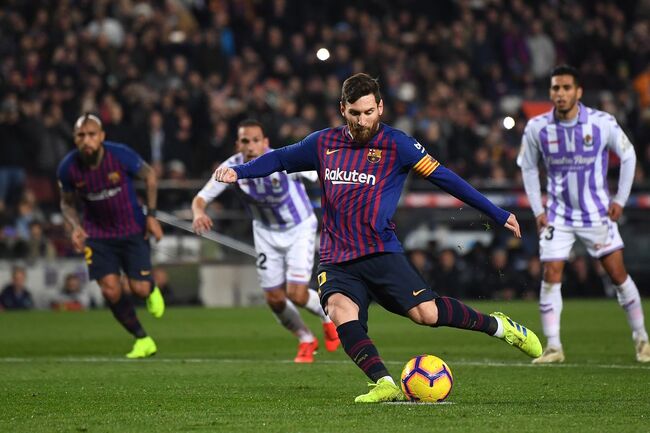 Màn so tài giữa Barca vs Real Valladolid